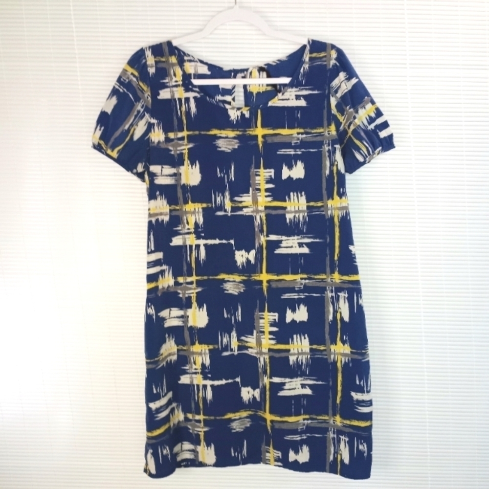 Peaches N Cream Dress Size Medium